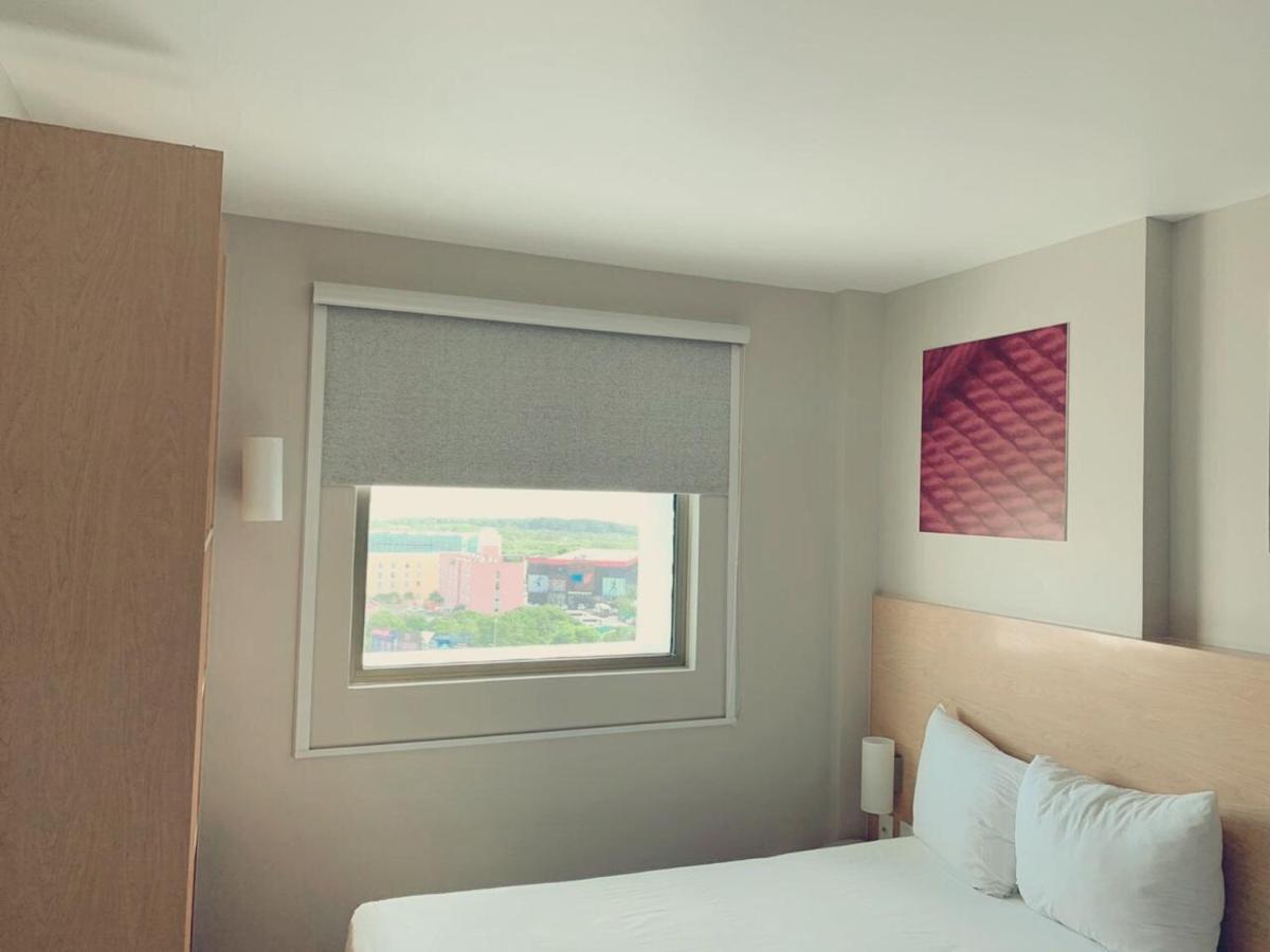 Standard Double Room Two Single Beds