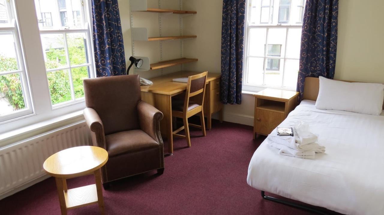 Single Room with Private Bathroom,1041545635:JPEG