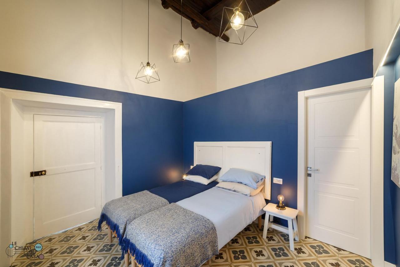 Quarto com Cama de Casal ou 2 de Solteiro