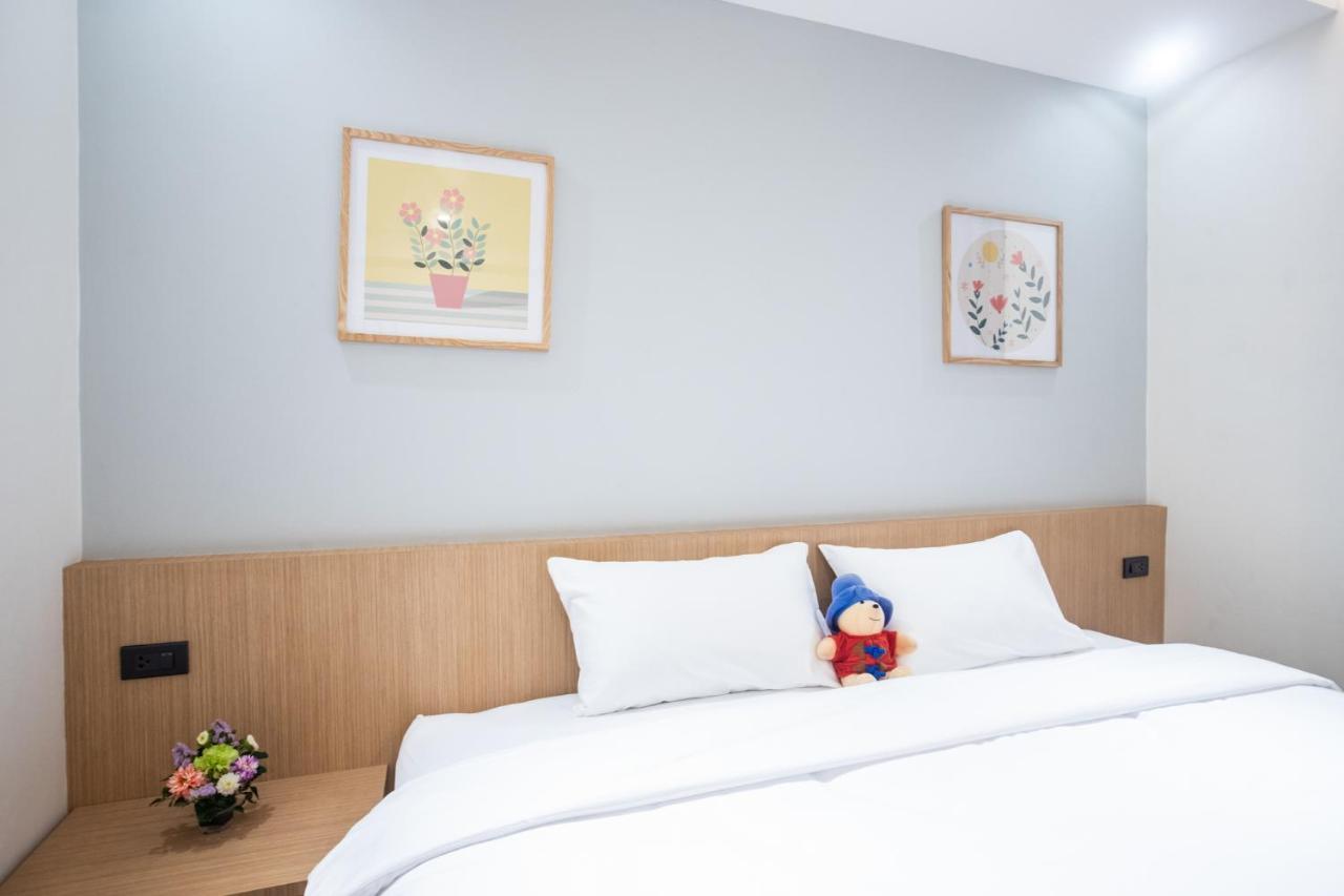 Standard Double Room,1043507239:JPEG