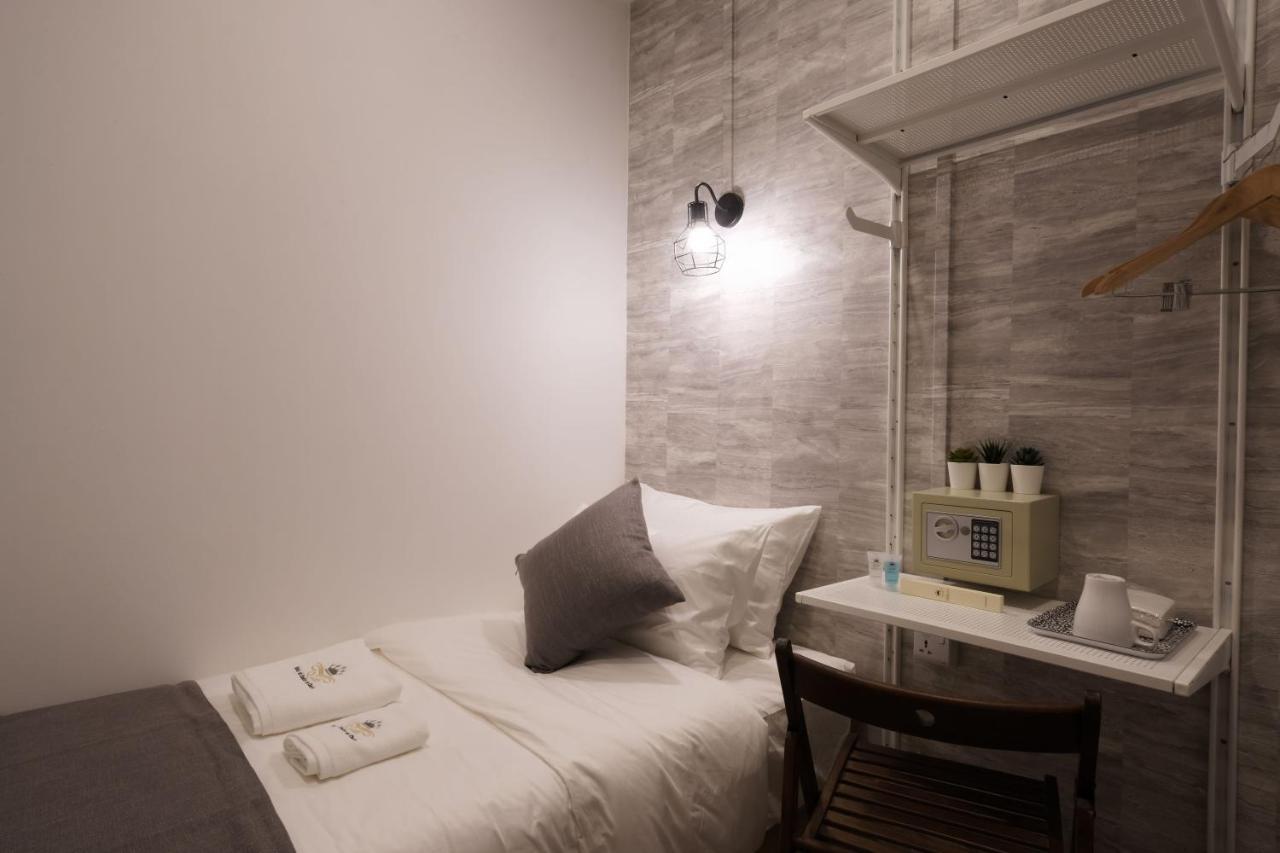 Kamar Standard Single tanpa Jendela