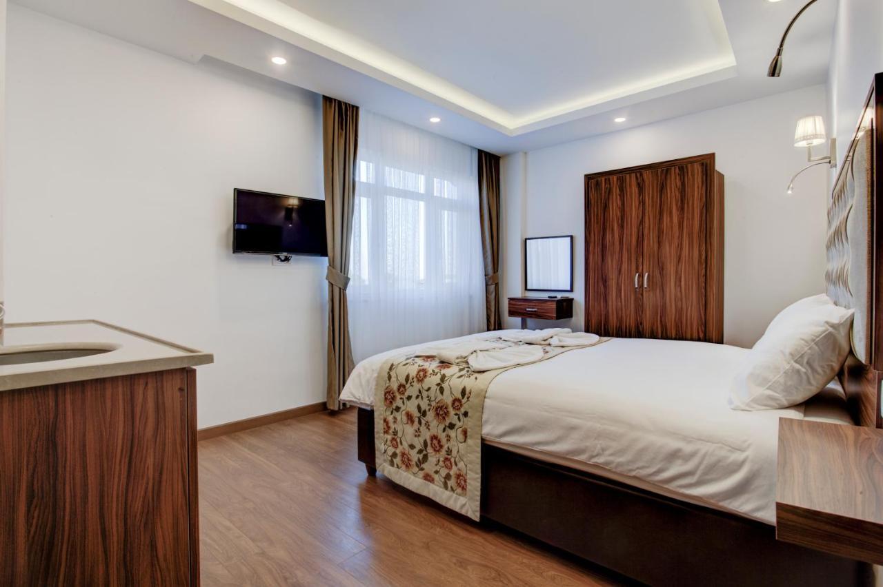 Double Room Partial Sea View