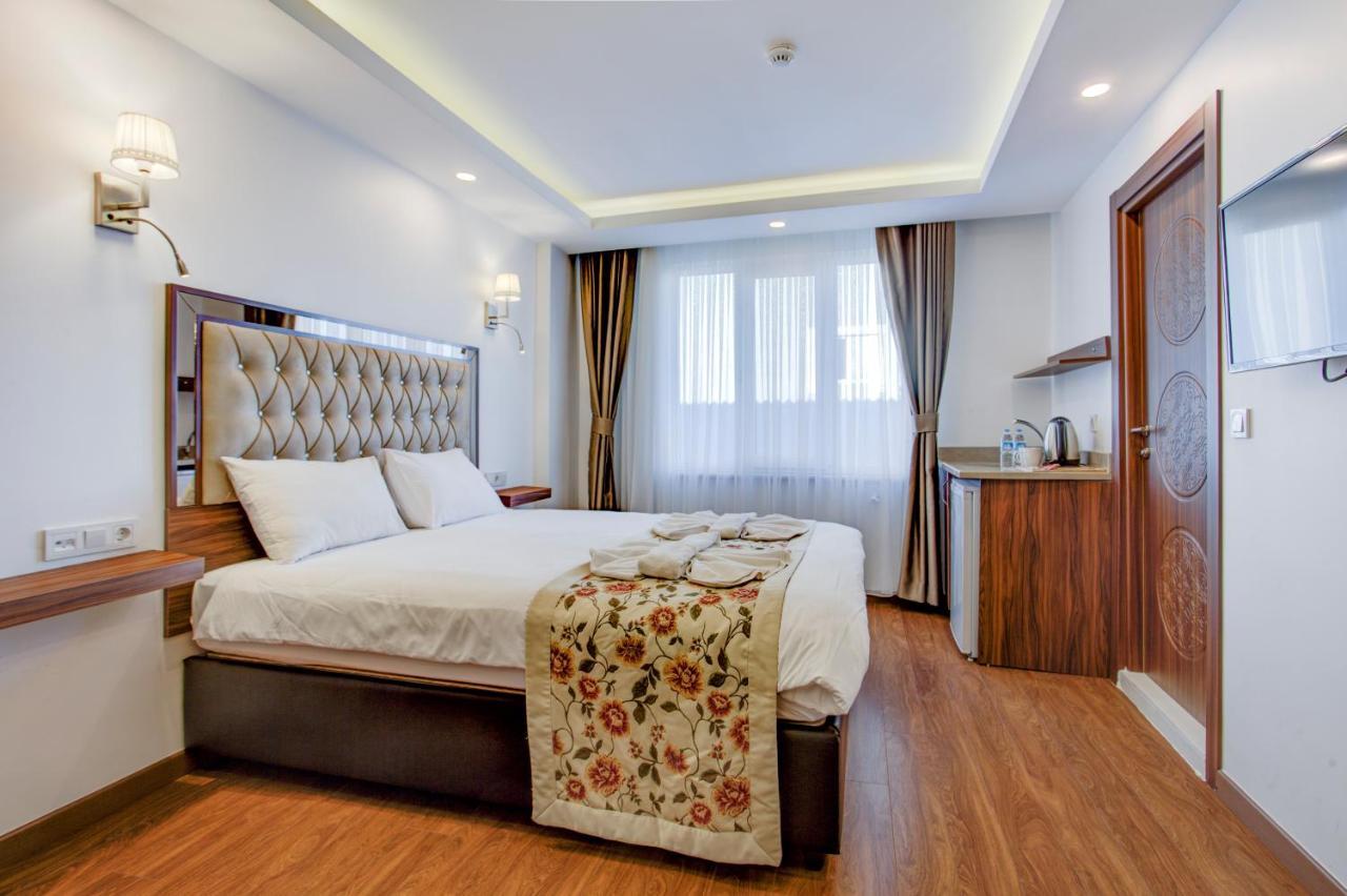 Double Room Partial Sea View