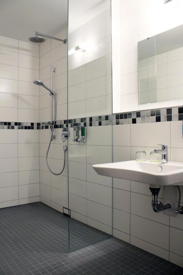 Doppel-/Zweibettzimmer - barrierefrei