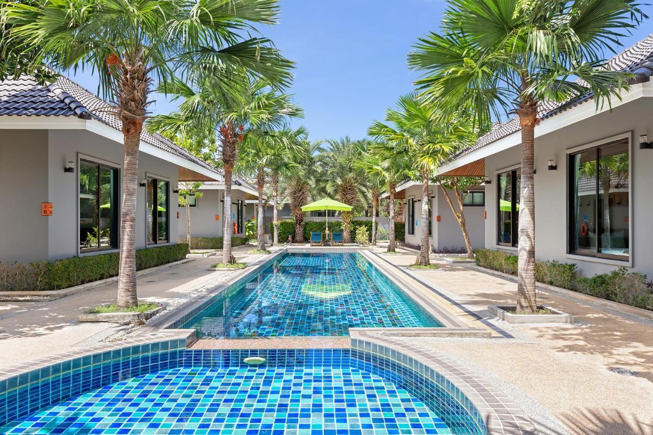 Chambre Double ou Lits Jumeaux de Luxe avec Accès Piscine