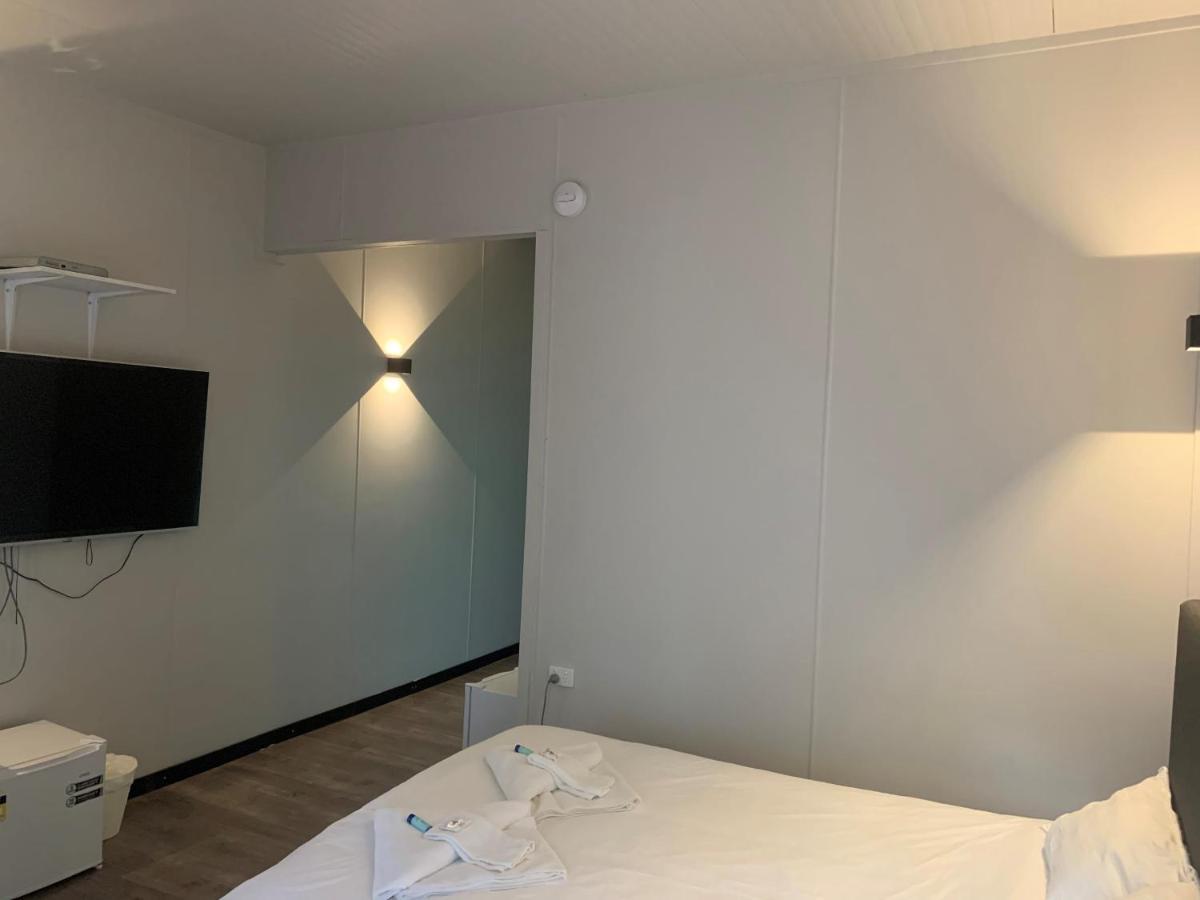 Double or Twin Room with Lake View