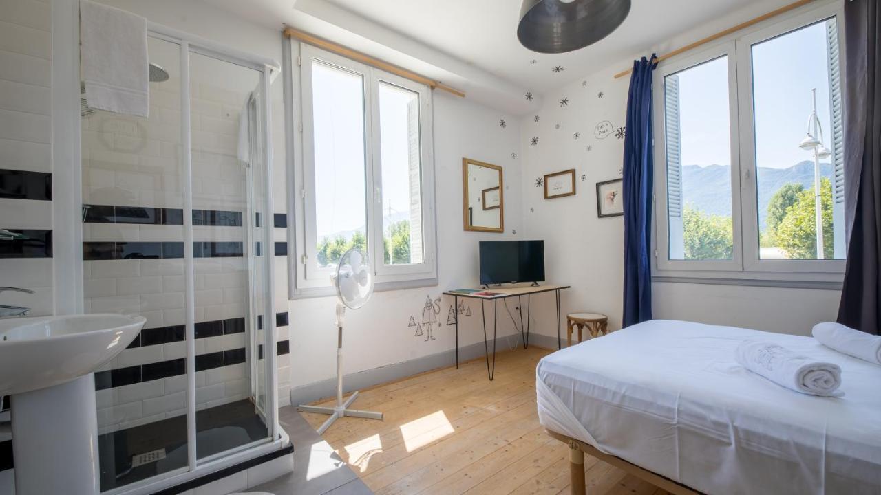 Chambre Double avec Toilettes sur Palier