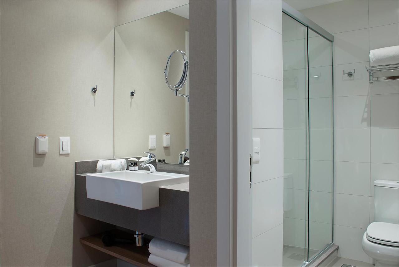 Quarto Duplo Standard