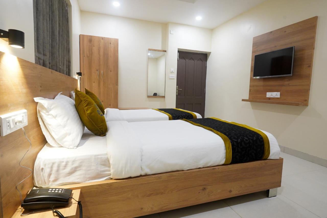 Deluxe Double or Twin Room,1065655309:JPEG