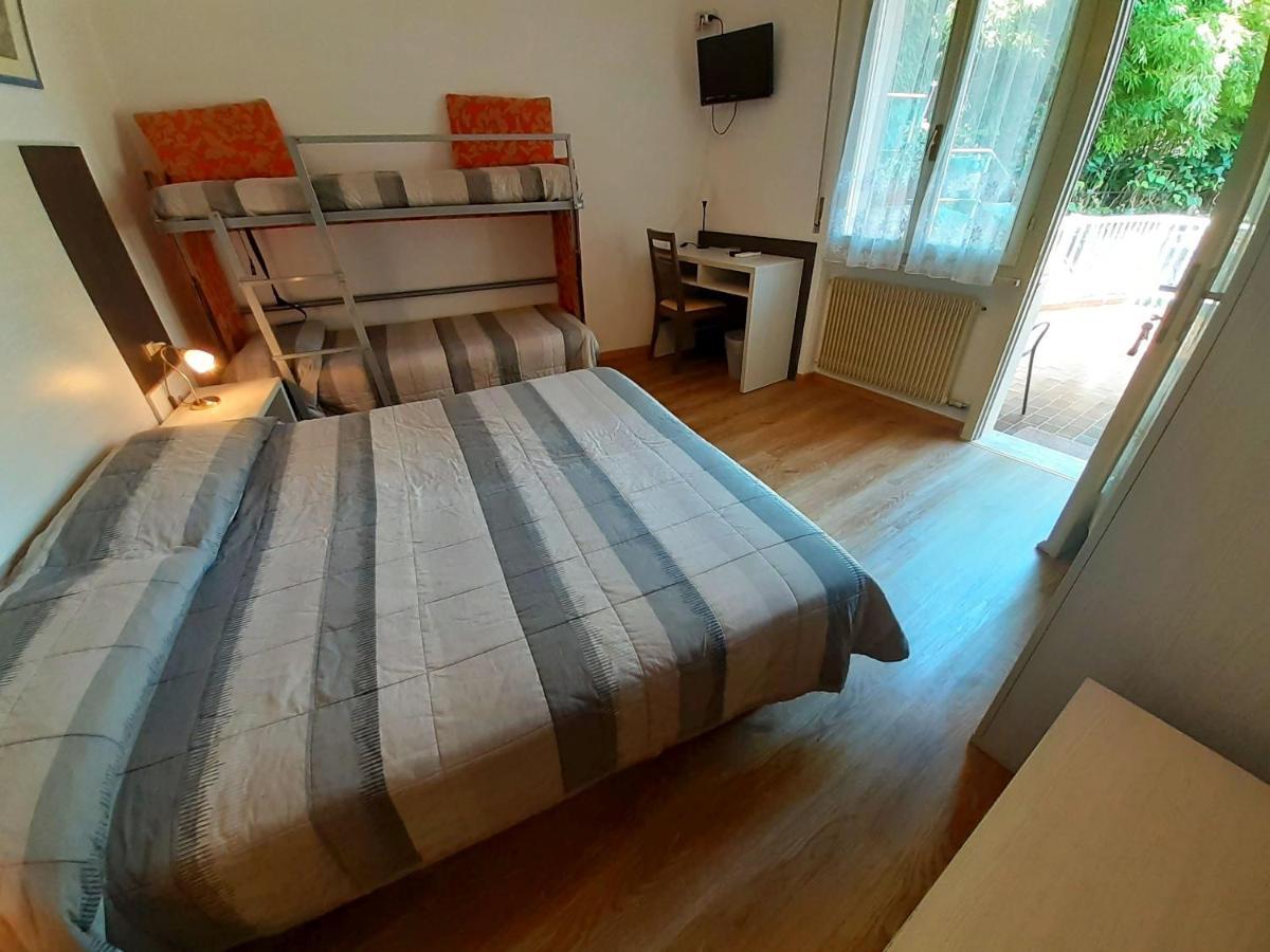 Classic Quadruple Room
