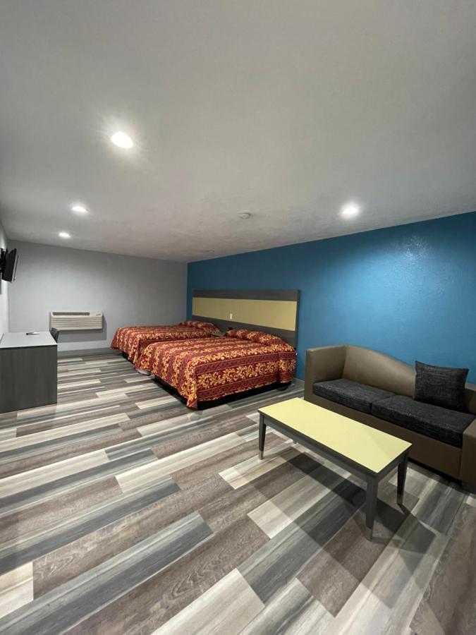 Queen Room with Two Queen Beds