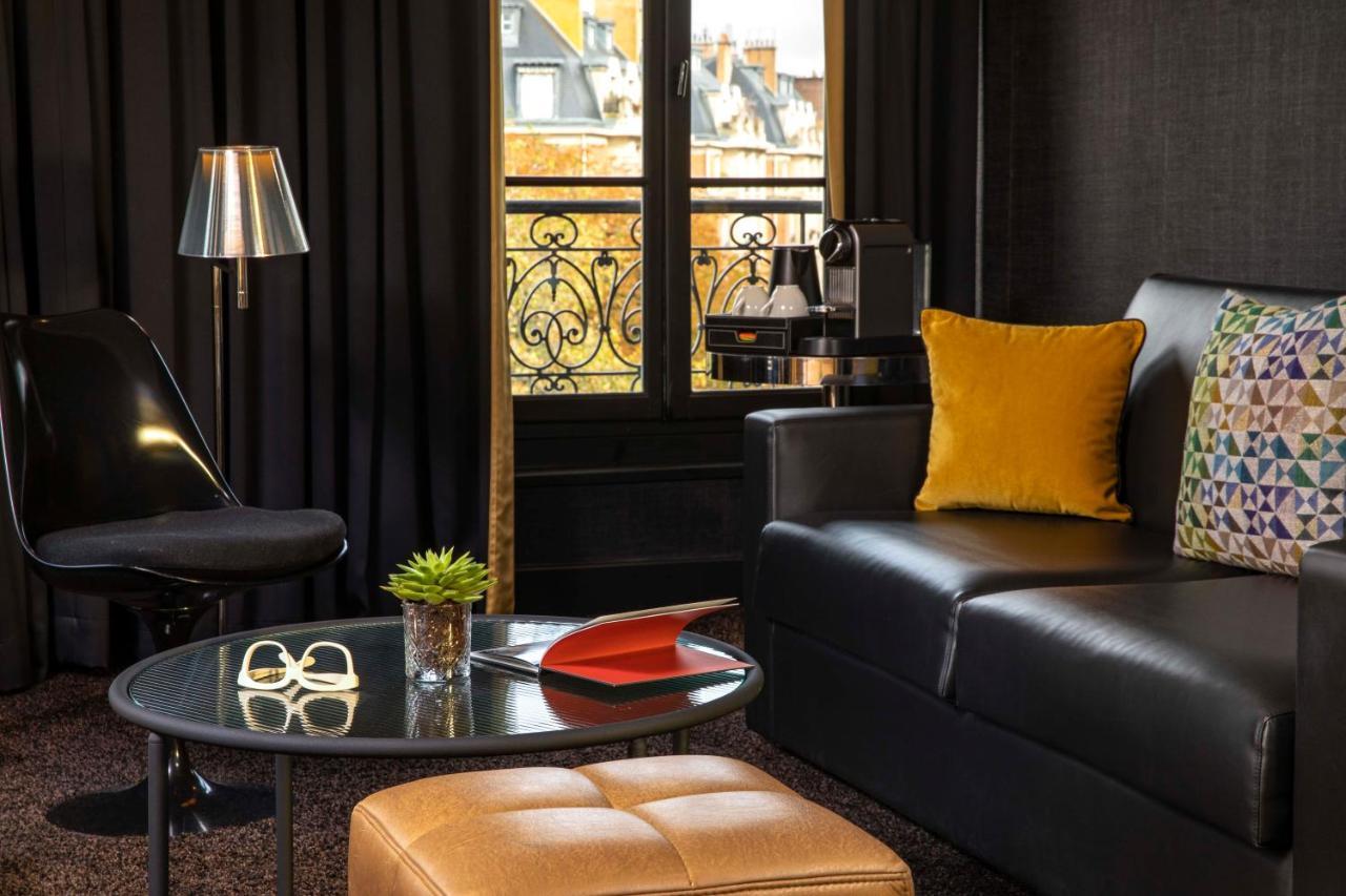 Suite Eiffel Tower View