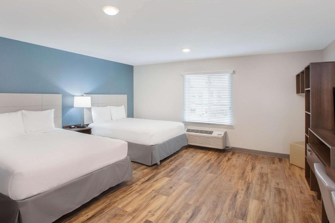 Queen Room with Two Queen Beds - Accessible/Non-Smoking