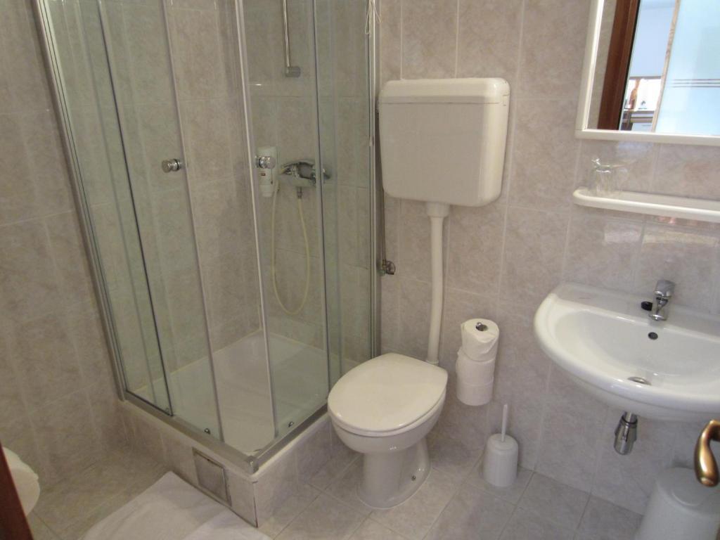Single Room,1020356836:JPEG