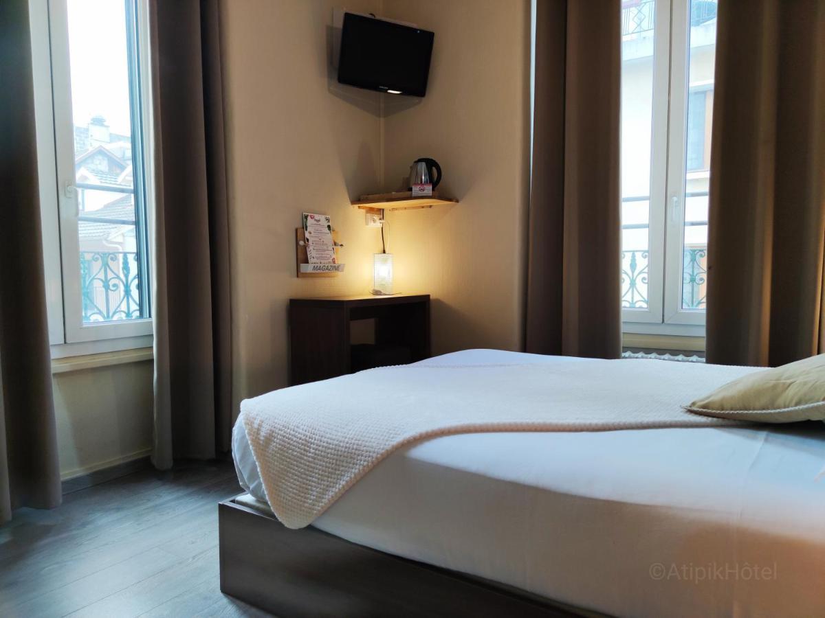 Standard Double Room with Canal View - 39 ft²