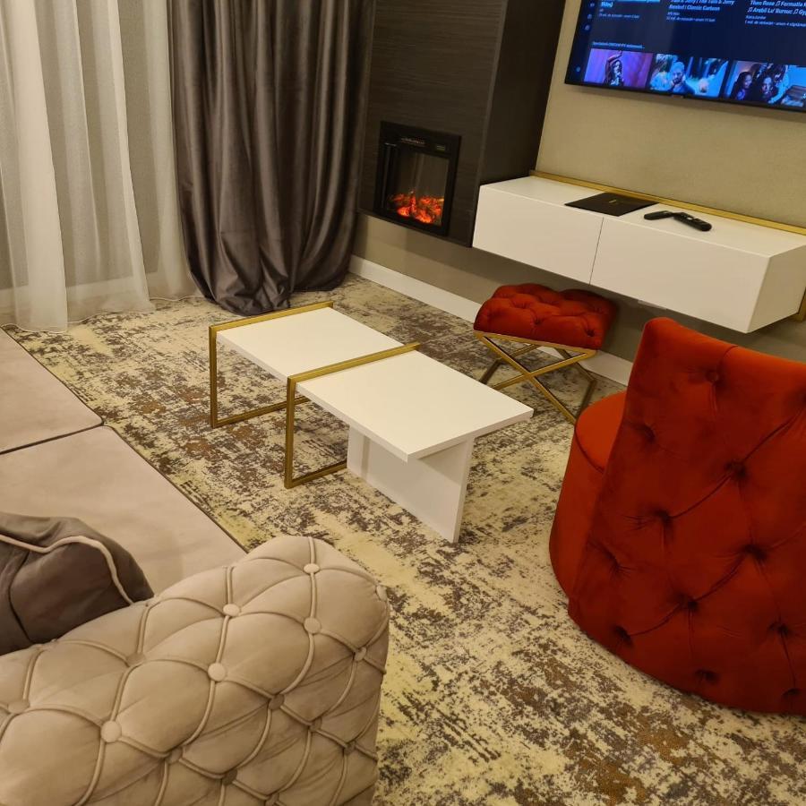 Deluxe Apartment with Free Infinity Pool access