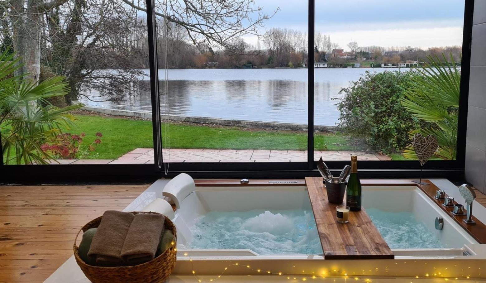 Double Room with Lake View