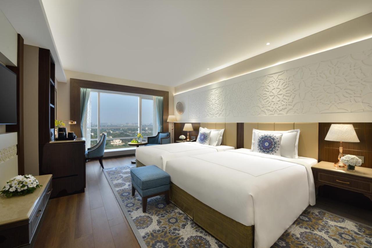 Taj Club Room King Bed
