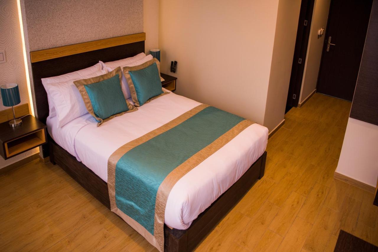 Double Room,770211409:JPEG
