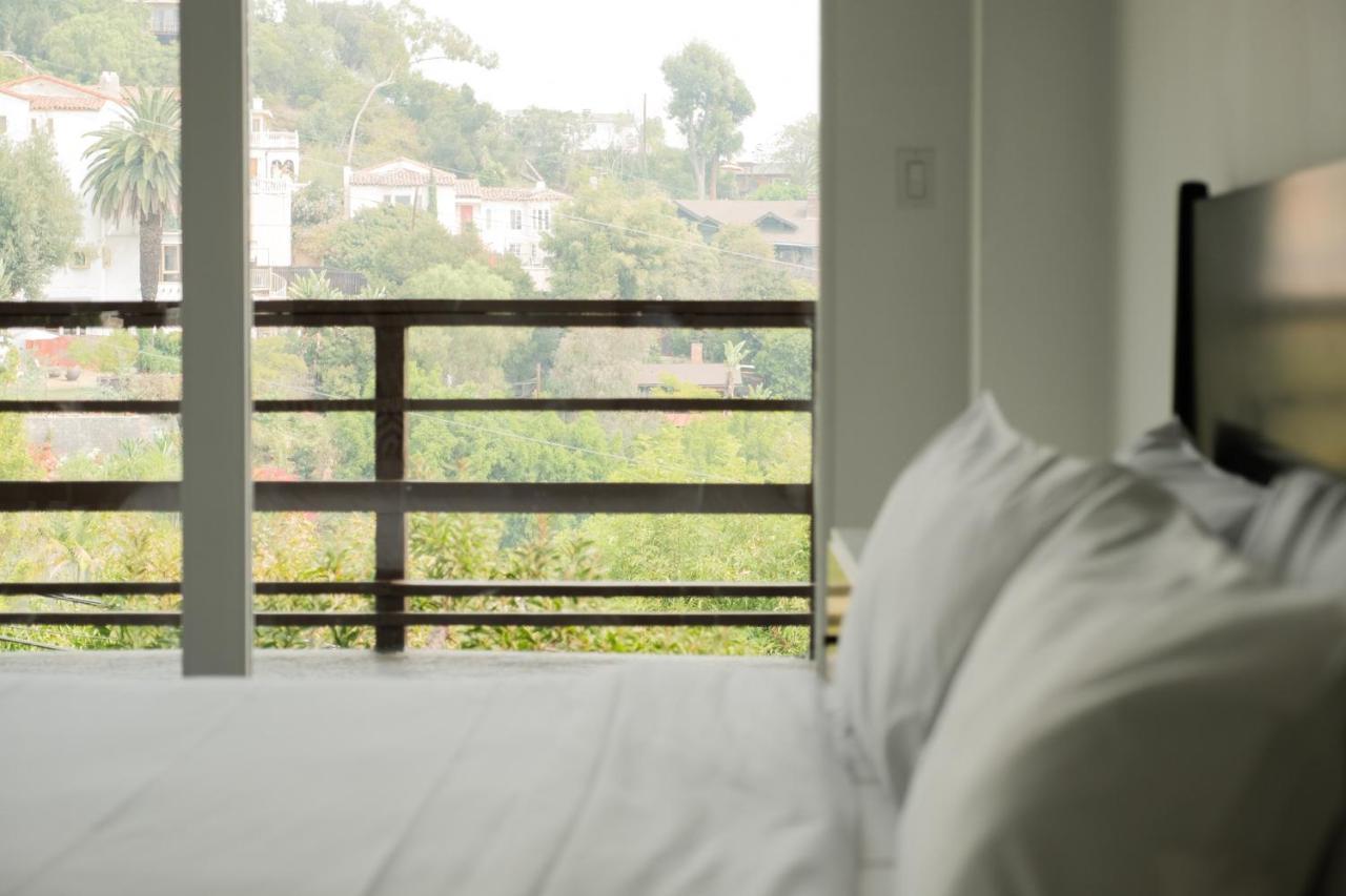 Suite with City View,1099749306:JPEG