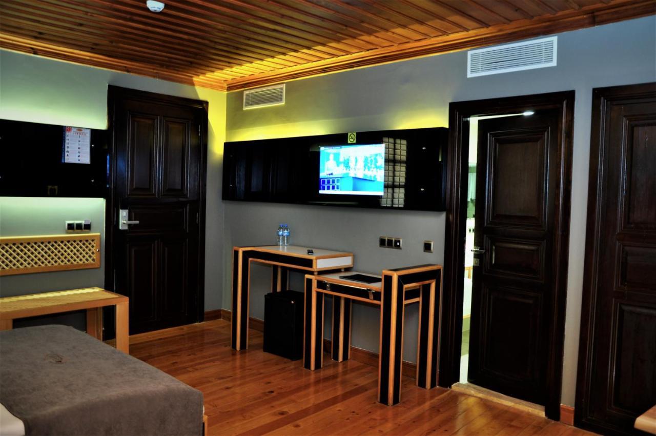 Deluxe Üç Kişilik Oda