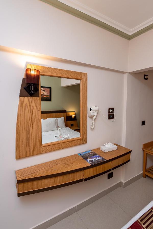 Standard Double or Twin Room,1075692598:JPEG