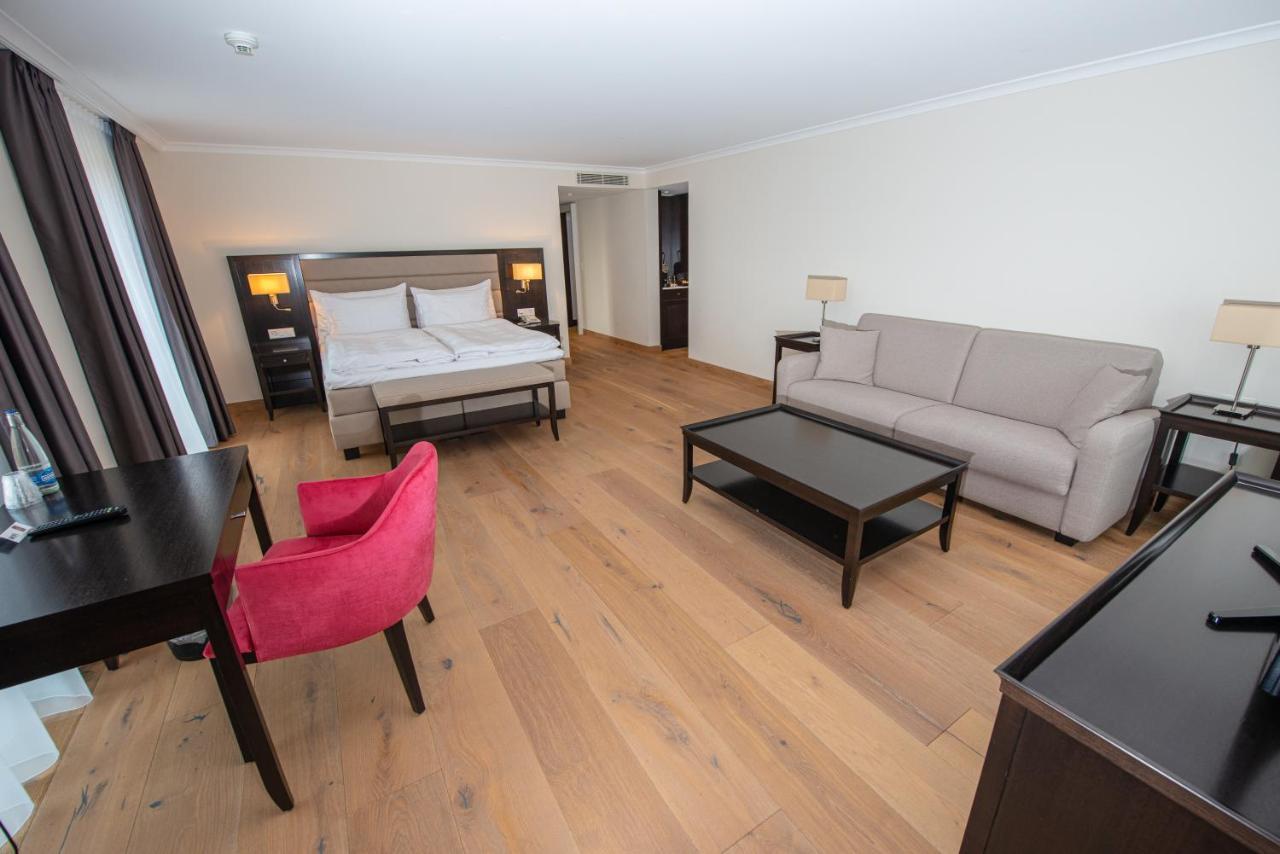 Excecutive Double Room,705230677:JPEG