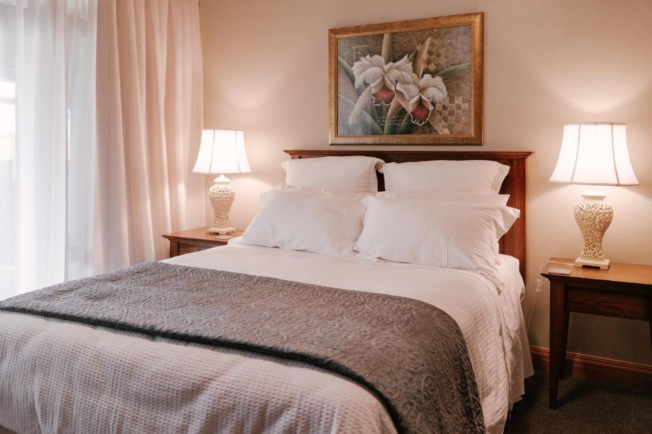 Queen Suite