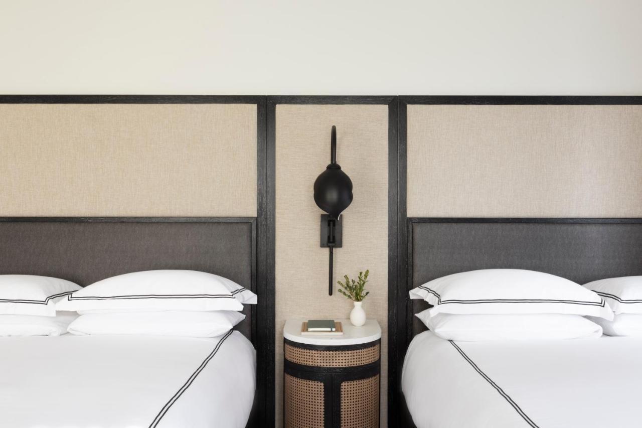Premium Queen Room with Two Queen Beds,1076648302:JPEG