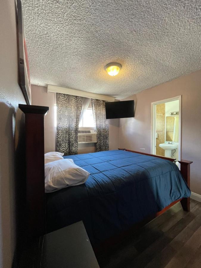 Queen Suite