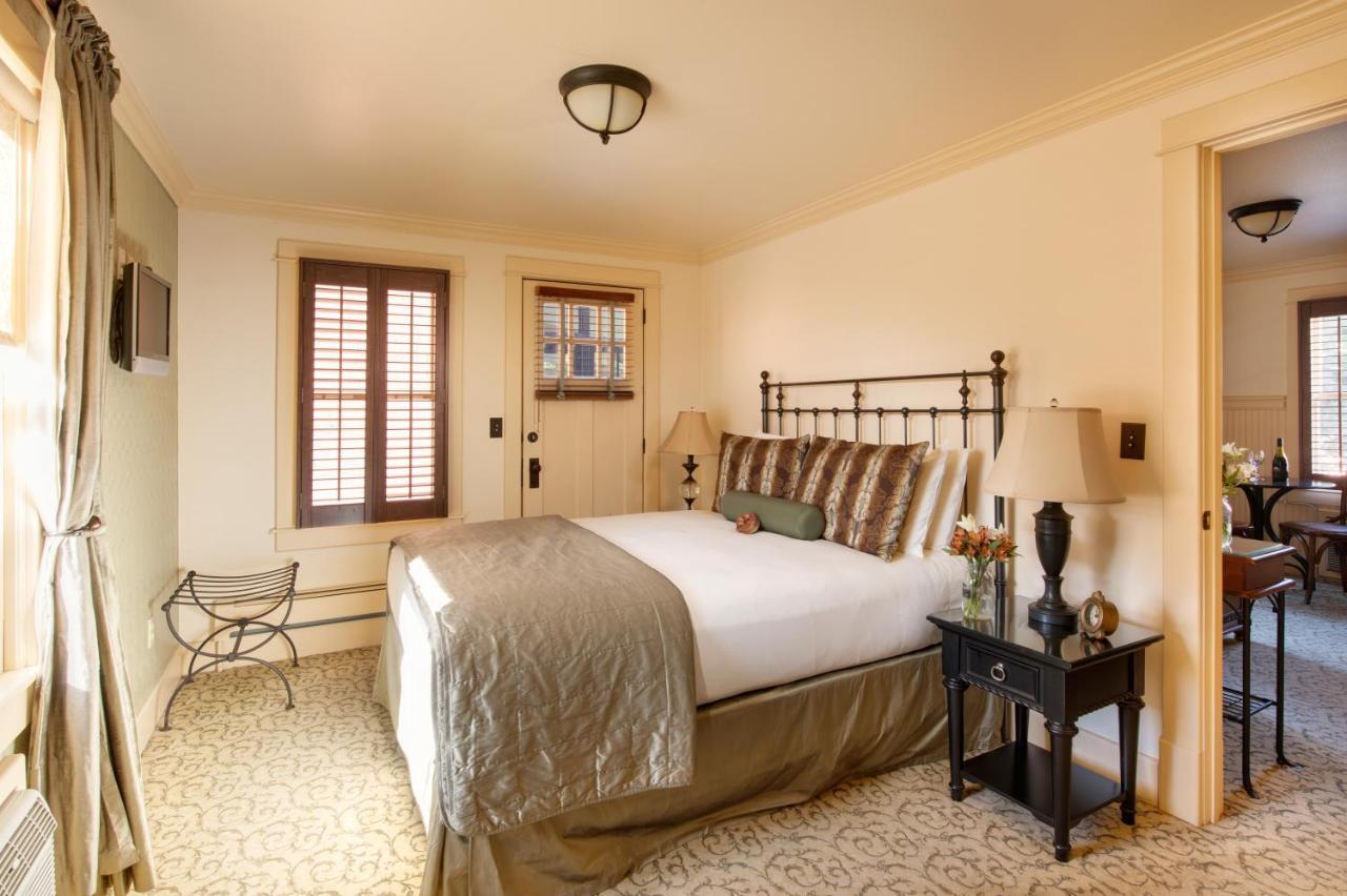 Queen Suite