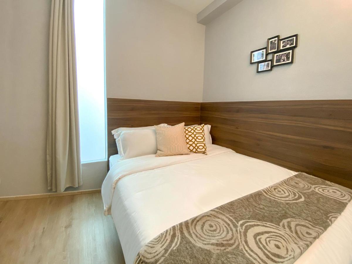 Double Room, SHORT OVERNIGHT, 12 Hours: 9PM-9AM