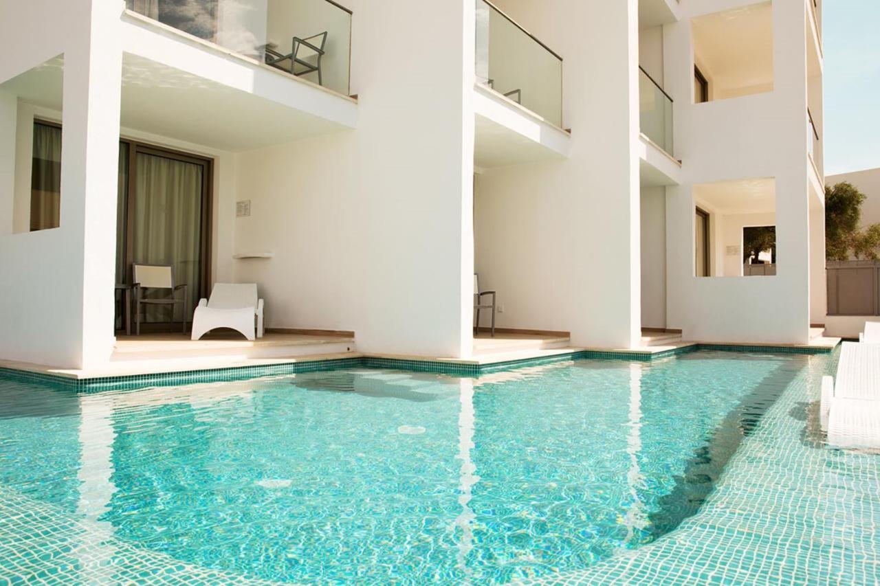 Junior Suite Swim Up
