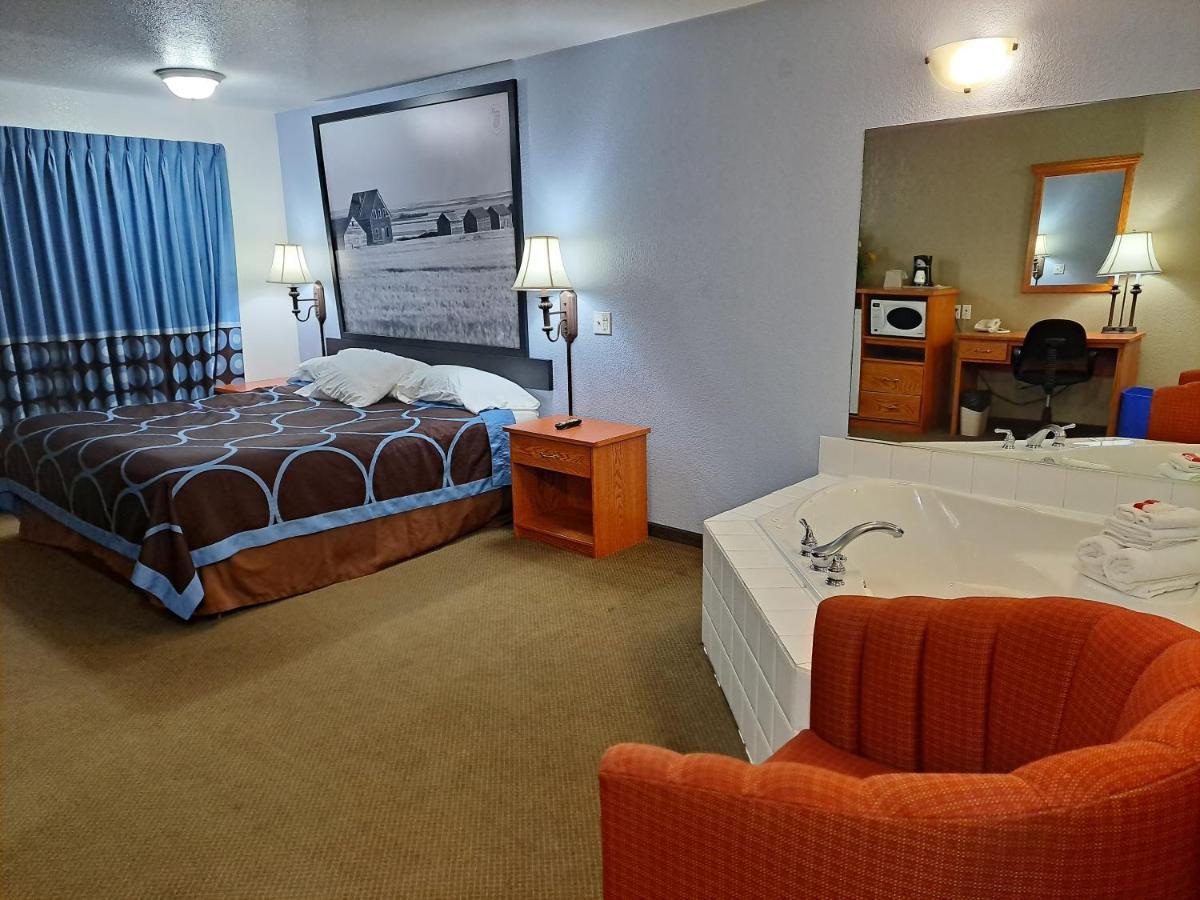 Deluxe King Suite,1084089637:JPEG