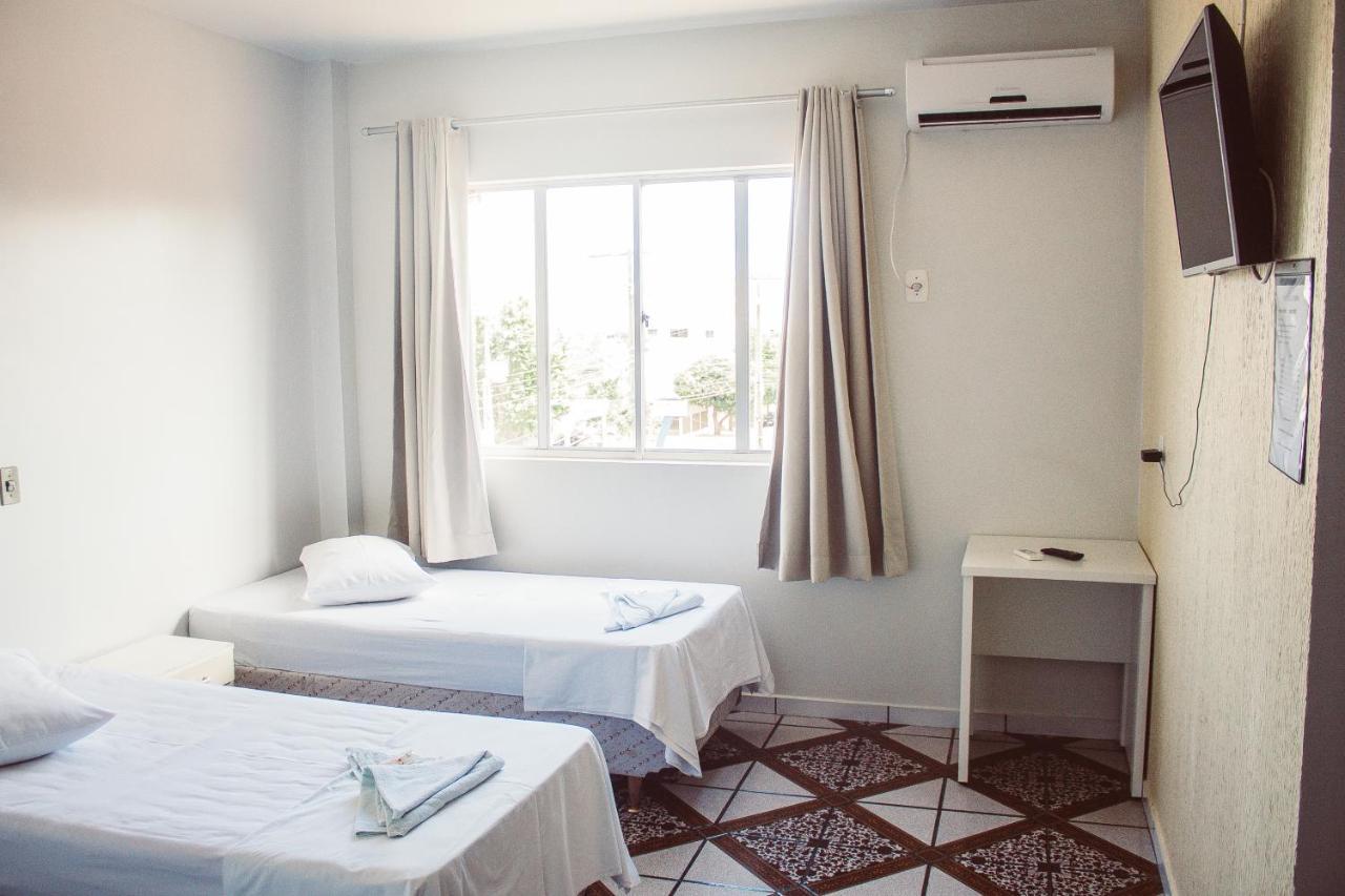 Quarto Standard com 2 Camas de Solteiro
