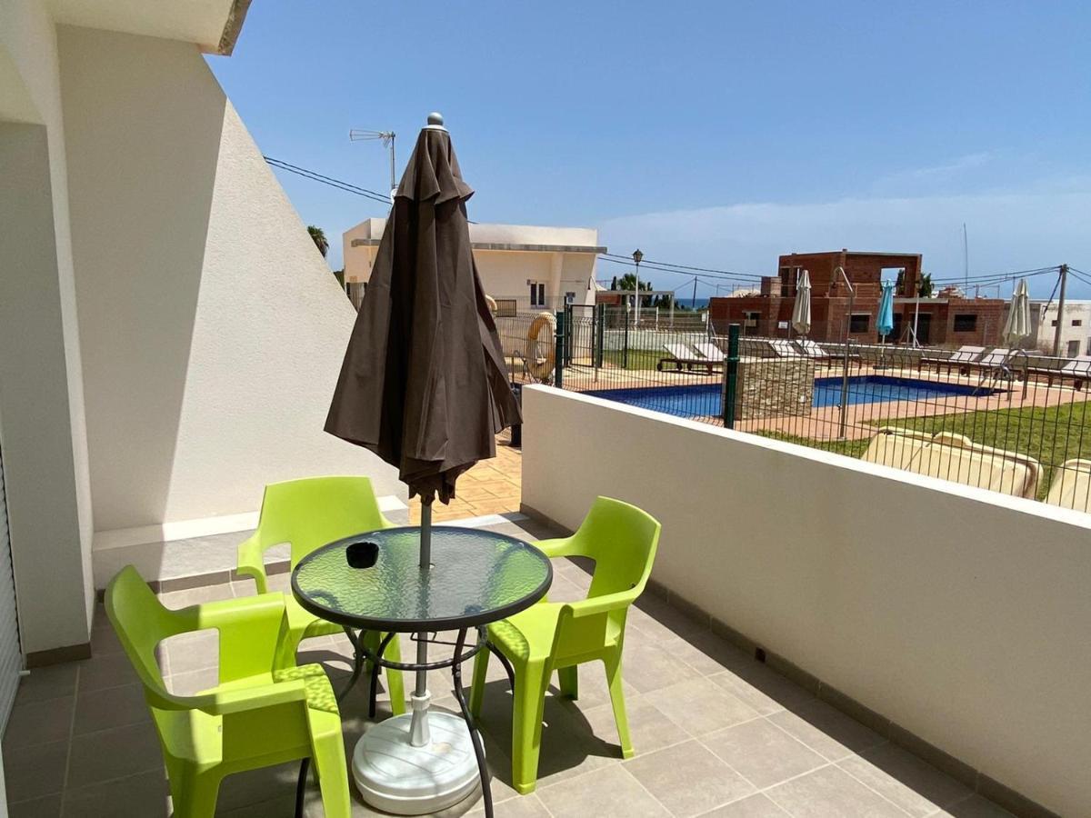 Estudio con terraza