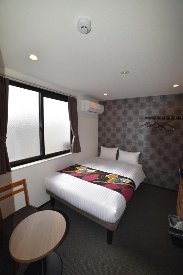 Double Room Non-Smoking,579303783:JPEG