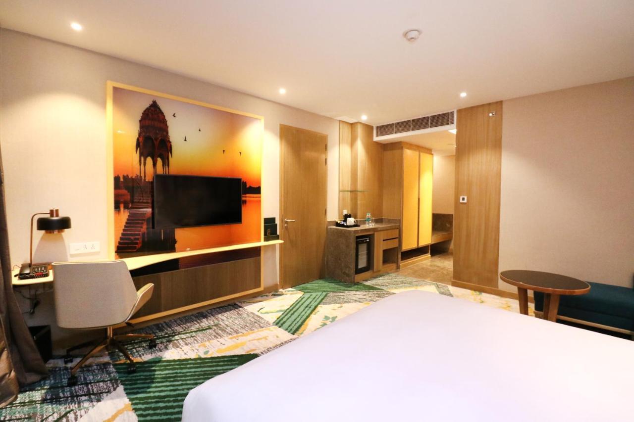 Premium King Room