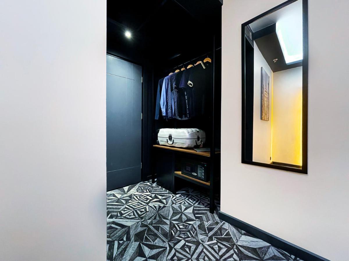 Standard Single Room,1081456333:JPEG