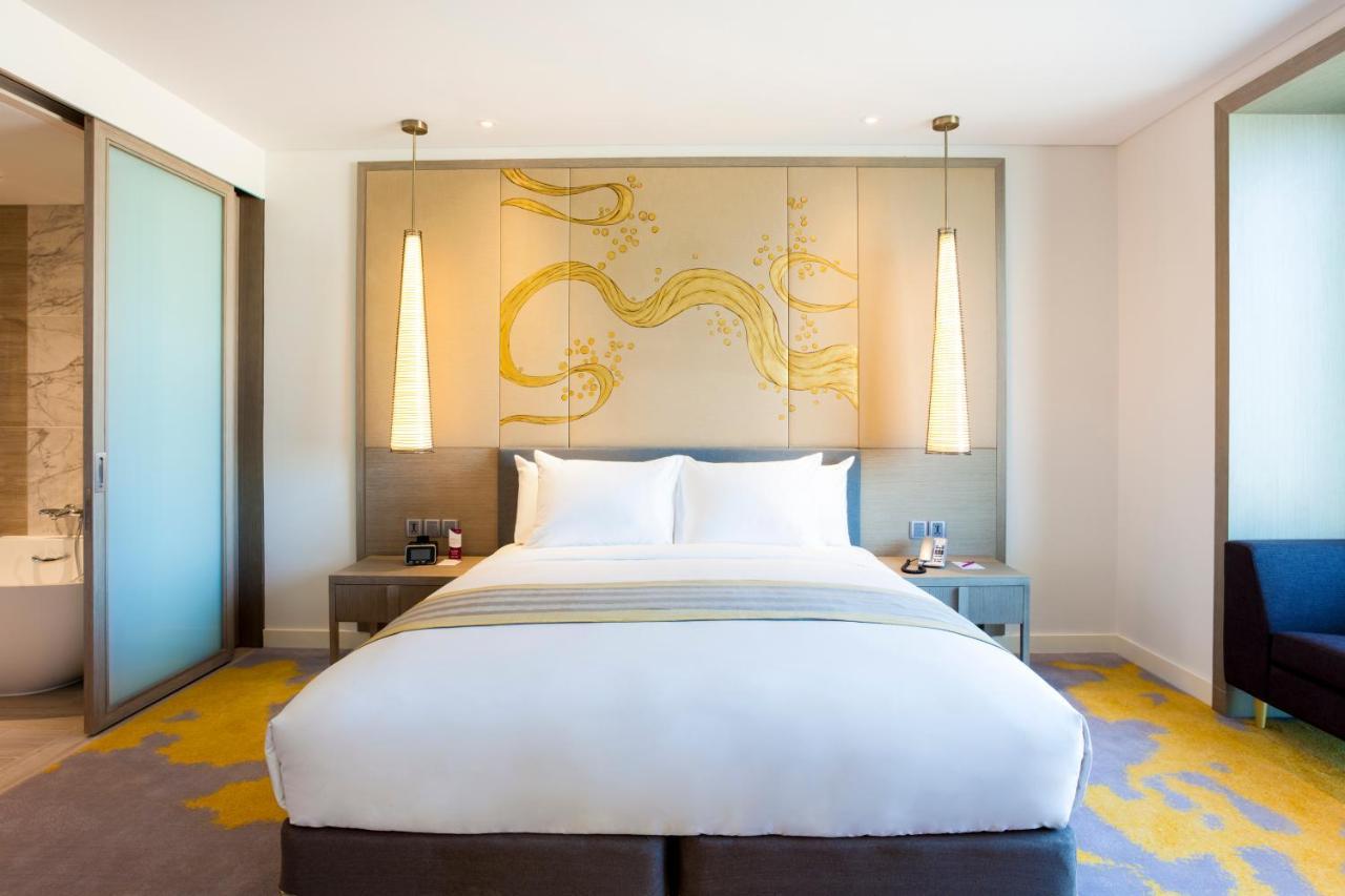 Standard King Room with Pool View
