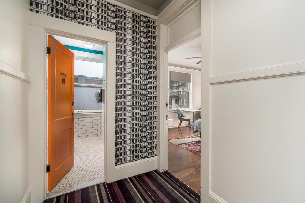 Double Room with Shared Toilet