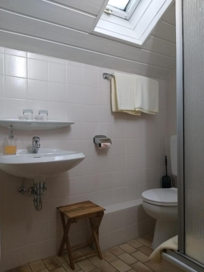 Doppelzimmer mit Balkon