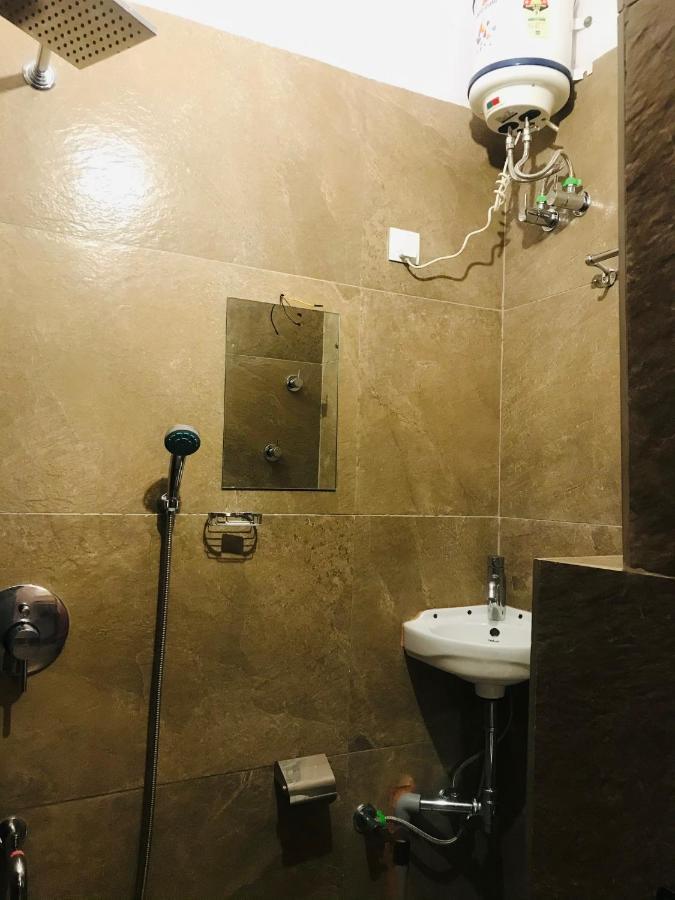 Deluxe Queen Room,1066184221:JPEG
