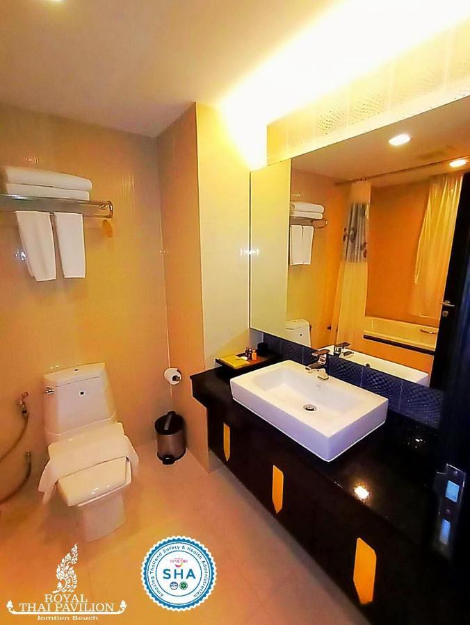Deluxe Twin Room with Sea View