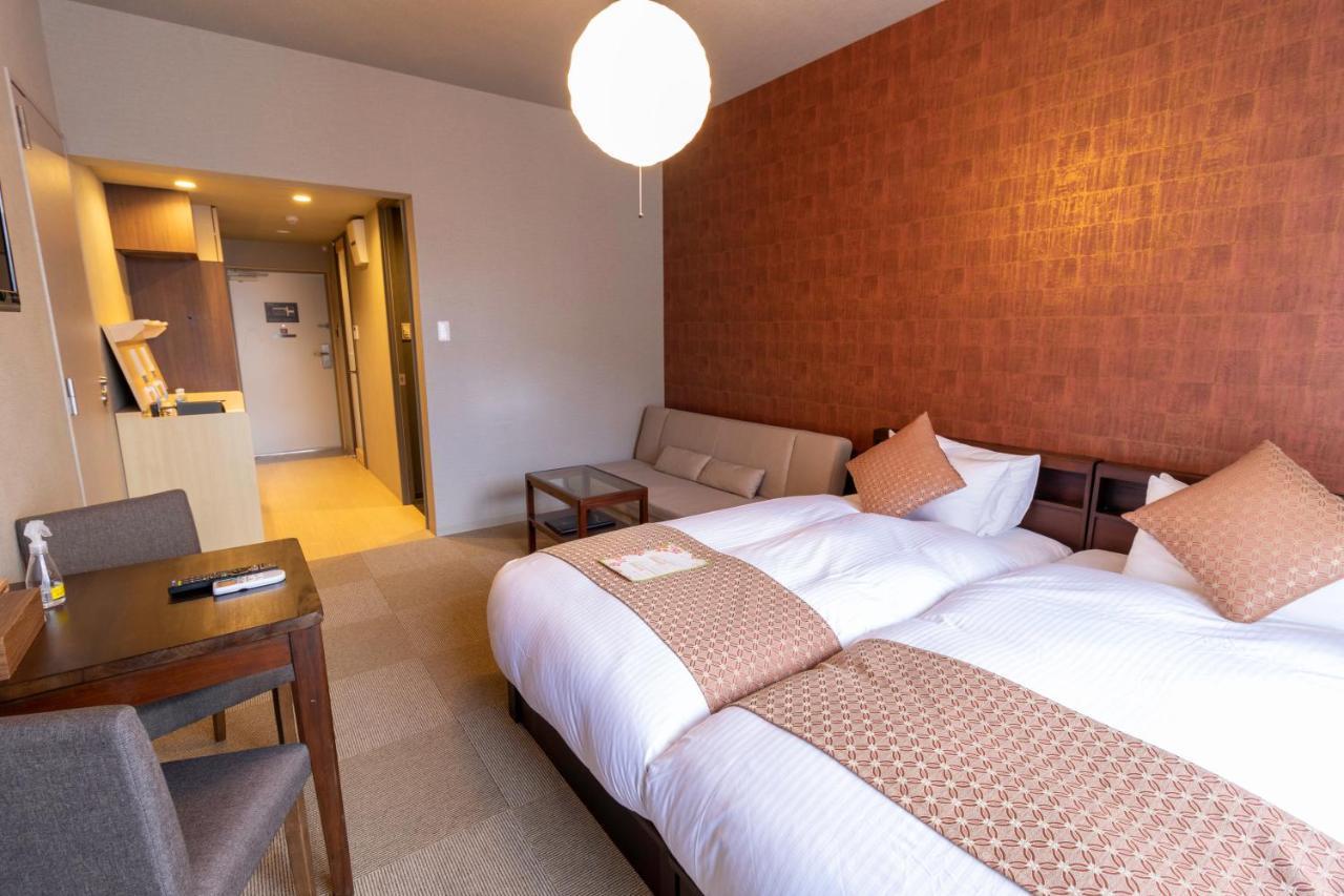 Twin Room Terrace