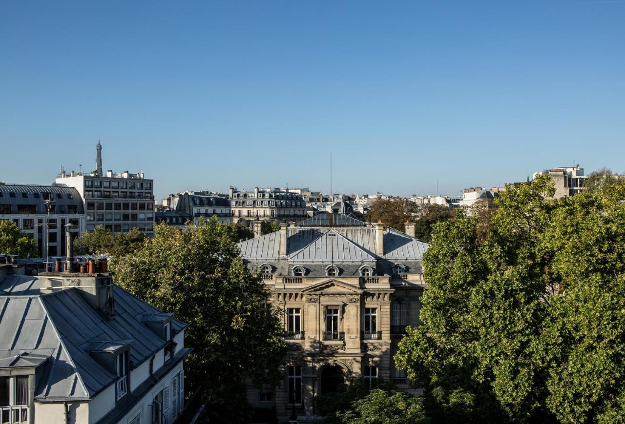 Junior Suite Terrace Eiffel Tower View