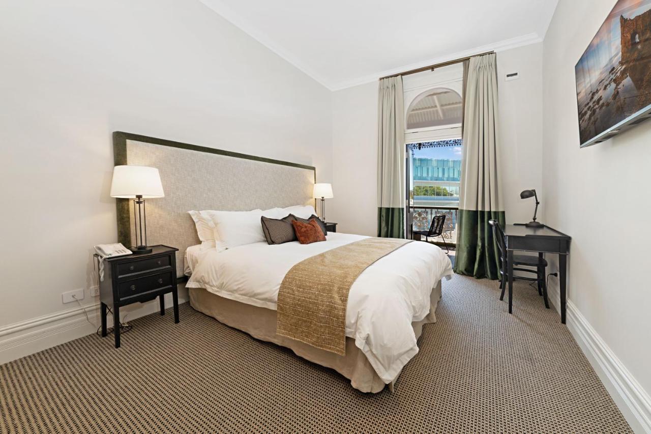 Deluxe Double or Twin Room with Balcony