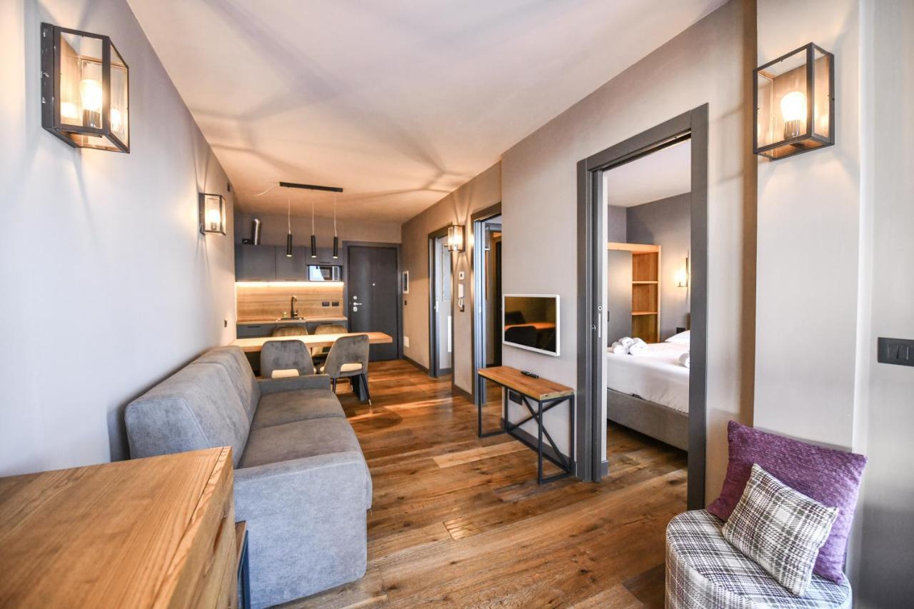 Junior Suite with Balcony