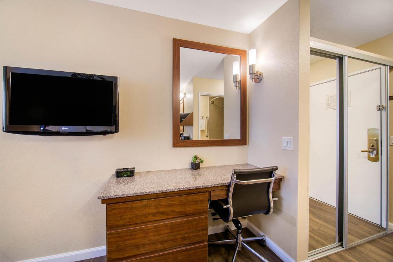 Chambre Standard avec 1 Lit Double - Non-Fumeurs
