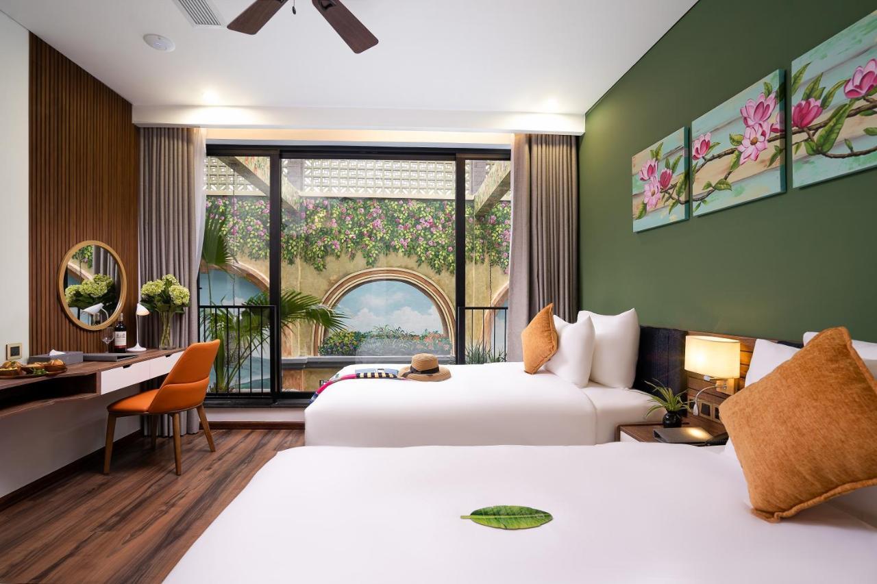 Deluxe Twin Room with Pool View